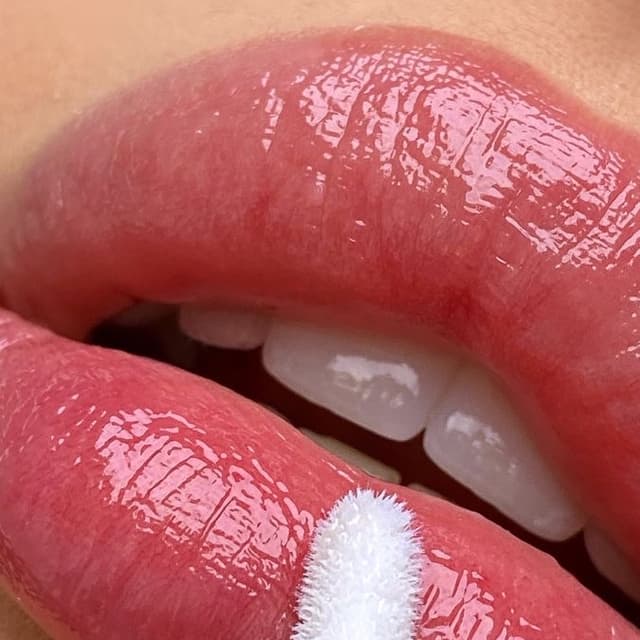 Hydra Lips Glow Pack at Lash by Gira LLC in yonkers, NY